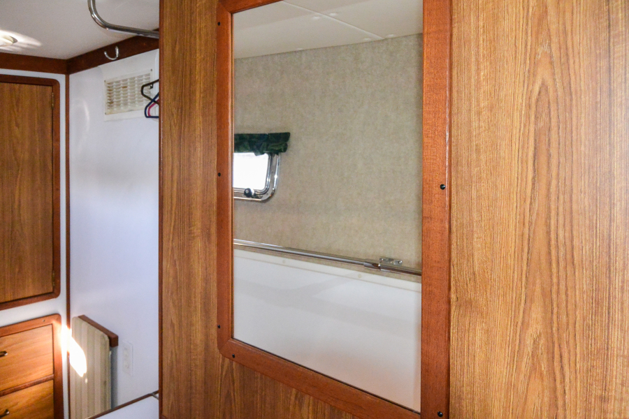 2003 Endeavour Trawlercat 44