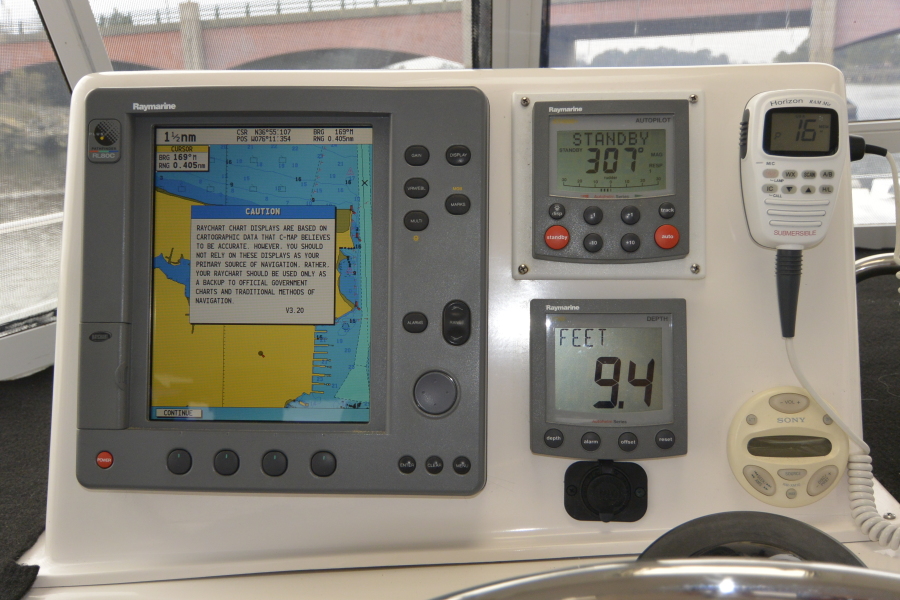 2003 Endeavour Trawlercat 44