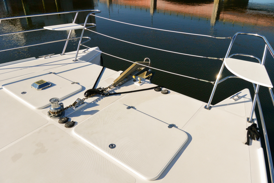 2003 Endeavour Trawlercat 44