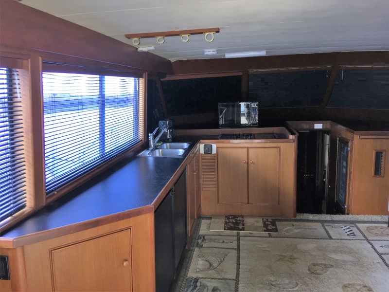 1973 Hatteras Convertible