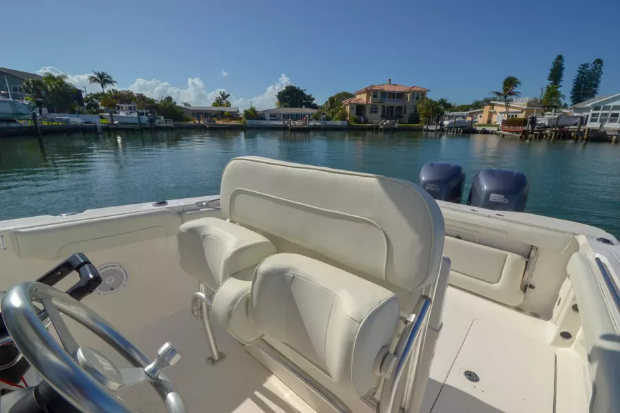 LunaC 30ft Wellcraft Yacht For Sale