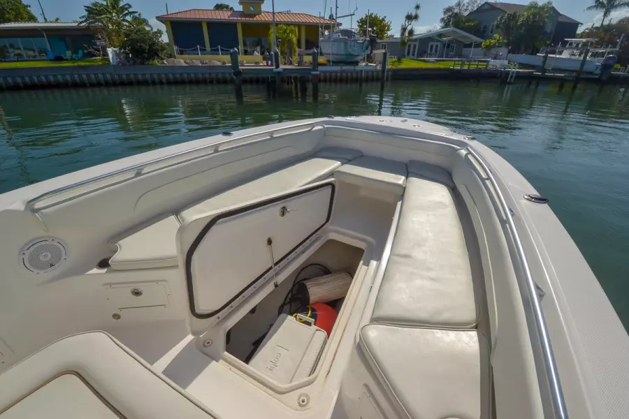 LunaC 30ft Wellcraft Yacht For Sale