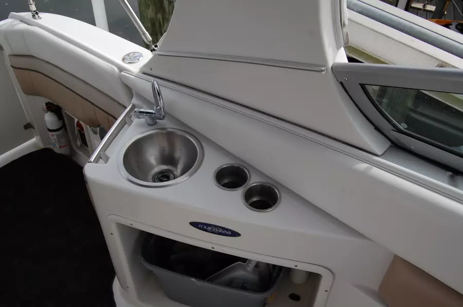 2006 Four Winns 278 Vista