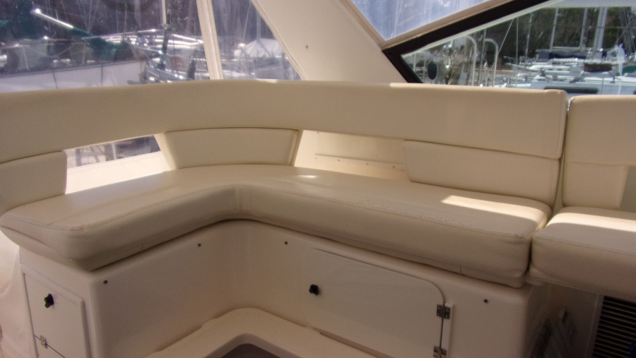 1998 Tiara Yachts 3700 open