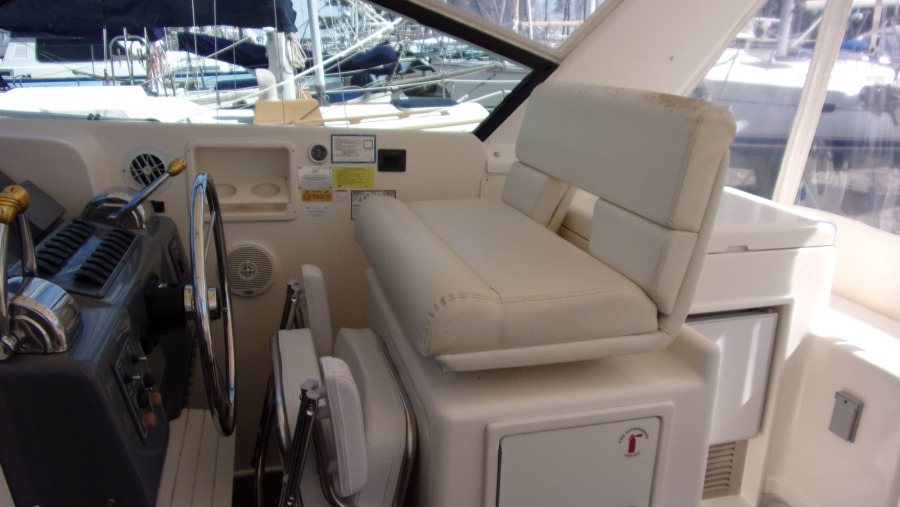 1998 Tiara Yachts 3700 open