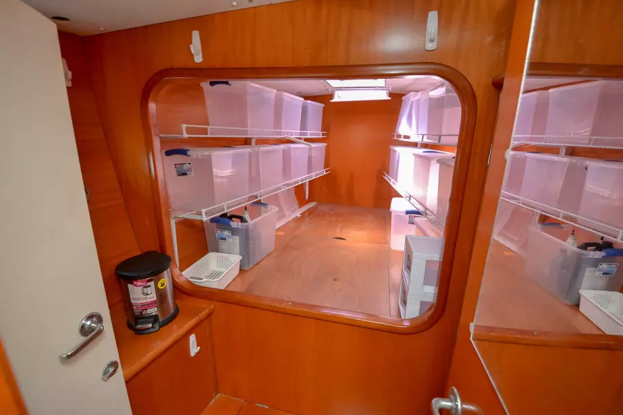 2002 Lagoon 410