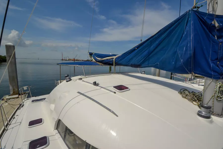 2002 Lagoon 410