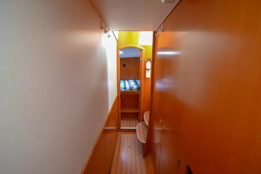 2002 Lagoon 410