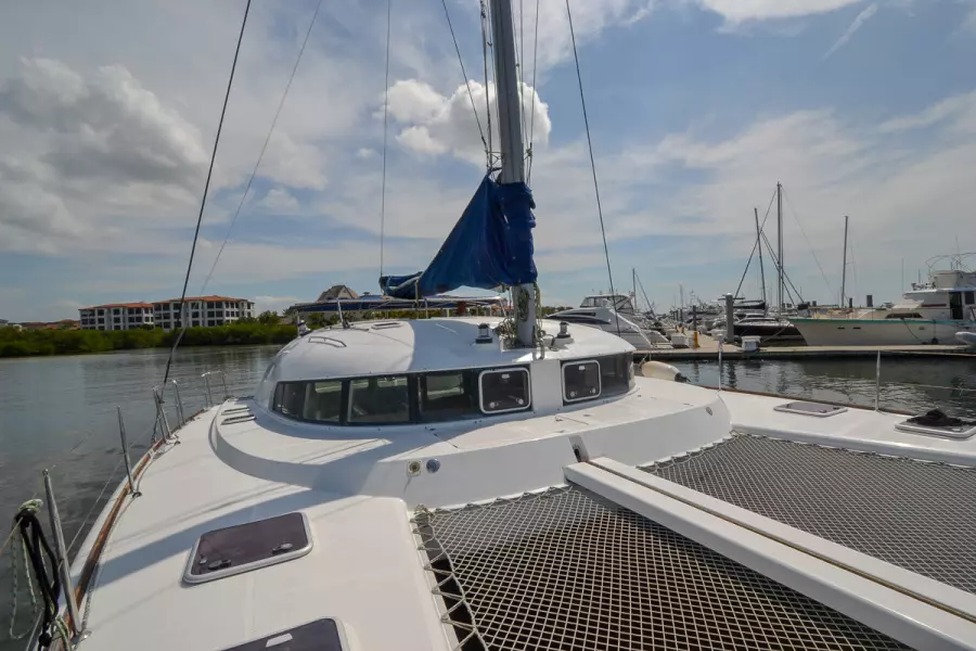 2002 Lagoon 410
