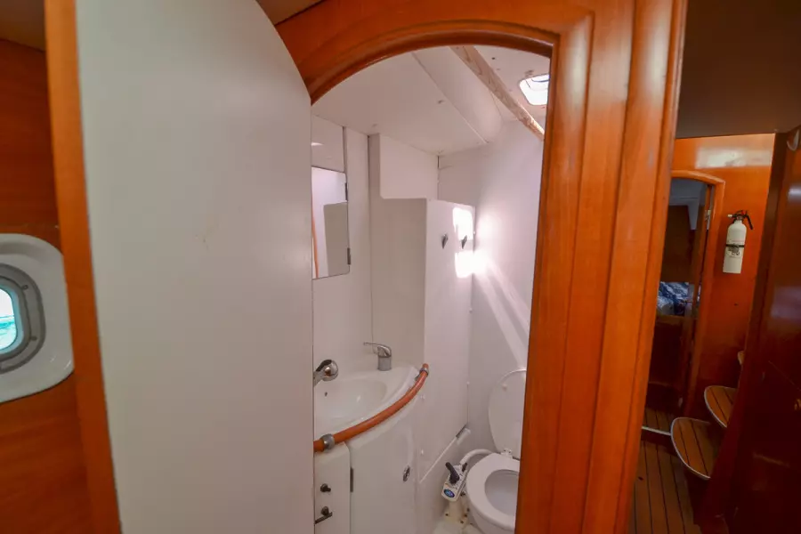 2002 Lagoon 410