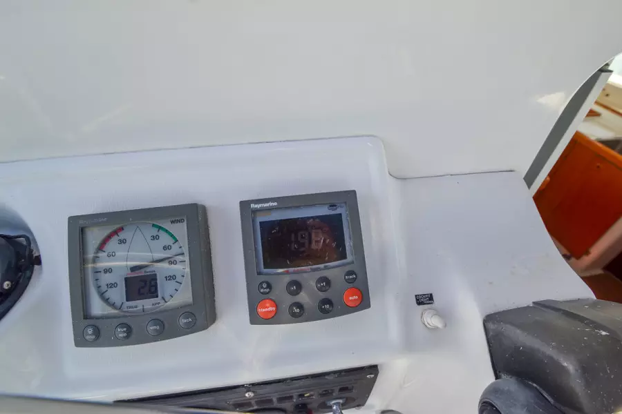 2002 Lagoon 410