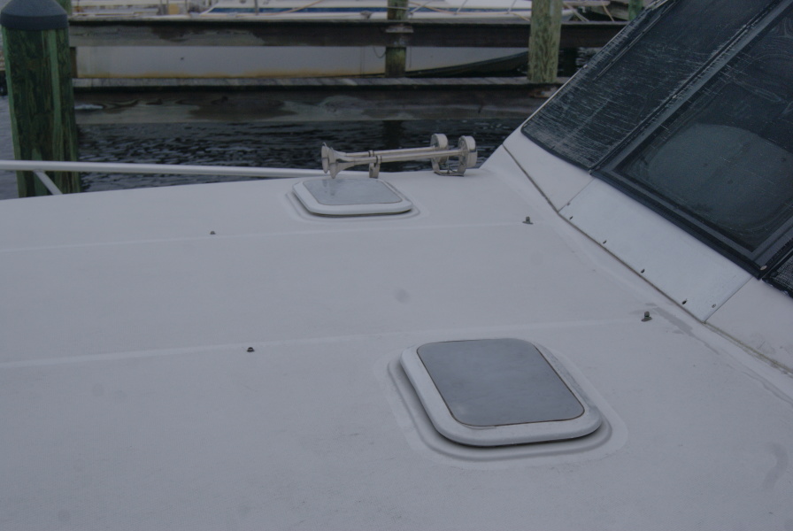 2001 Mainship Pilot 34