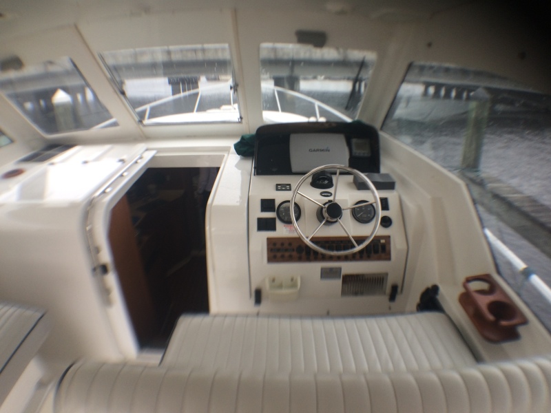 2001 Mainship Pilot 34
