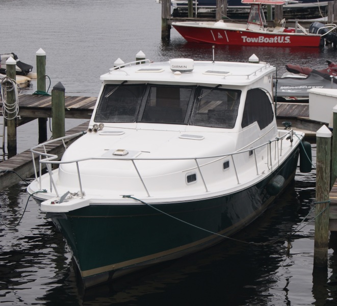 2001 Mainship Pilot 34