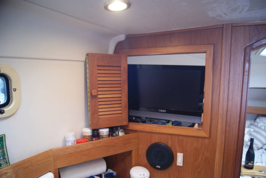 2001 Mainship Pilot 34