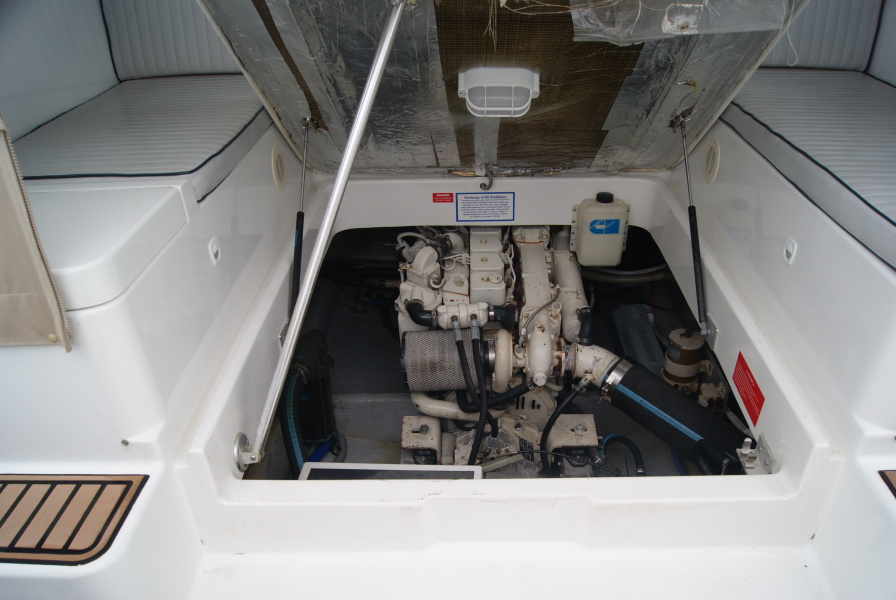 2001 Mainship Pilot 34