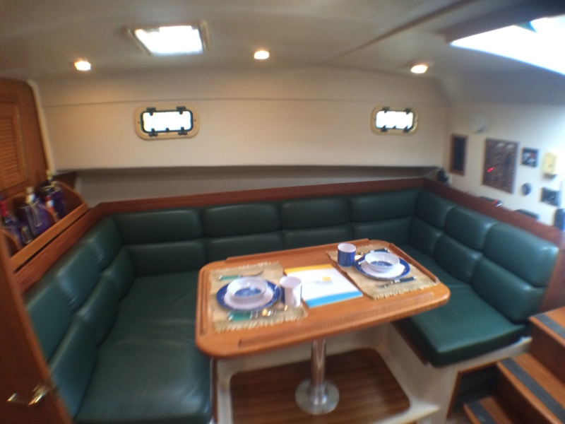 2001 Mainship Pilot 34
