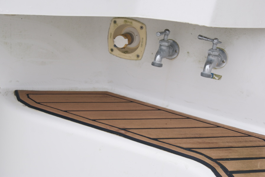 2001 Mainship Pilot 34