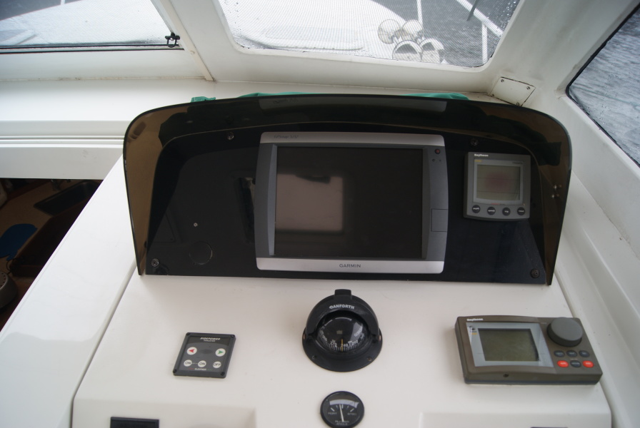 2001 Mainship Pilot 34