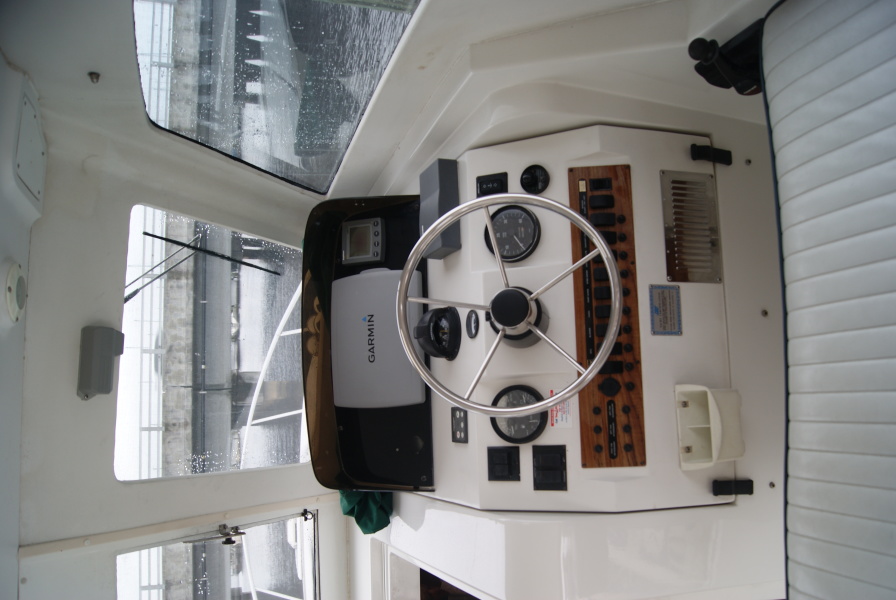 2001 Mainship Pilot 34