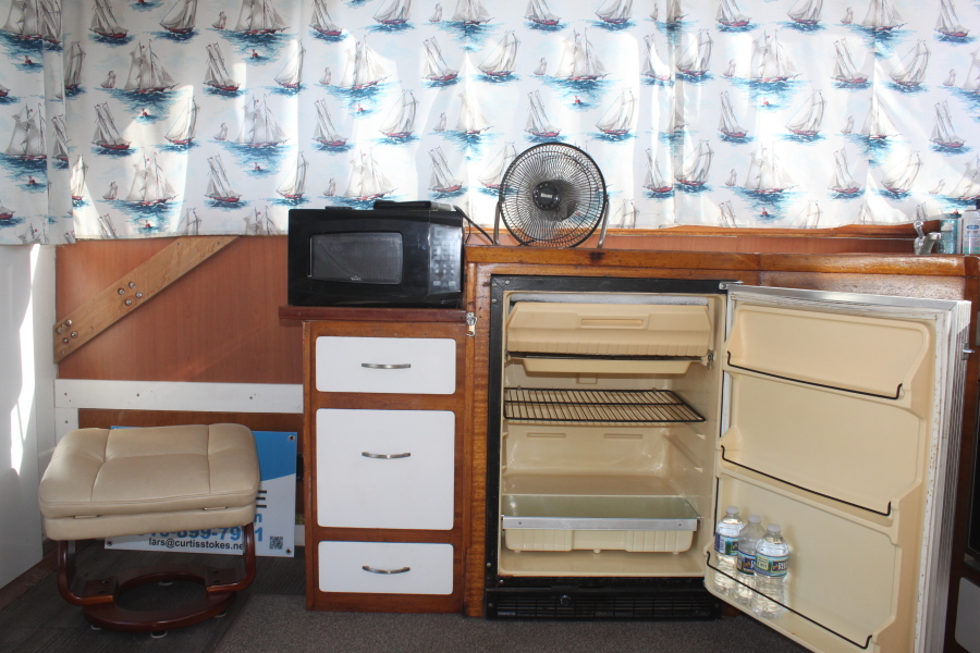1972 Pacemaker Sport Fisherman