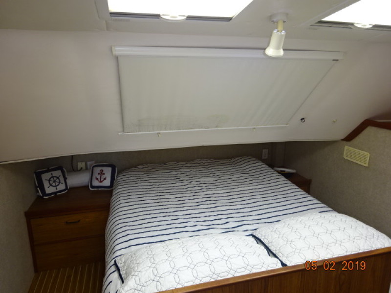 2004 Endeavour 44 trawler cat