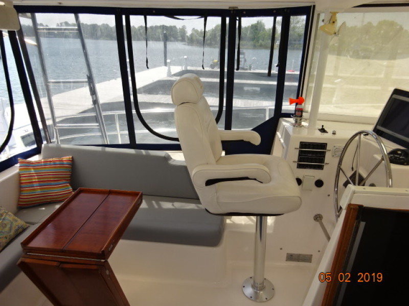 2004 Endeavour 44 trawler cat