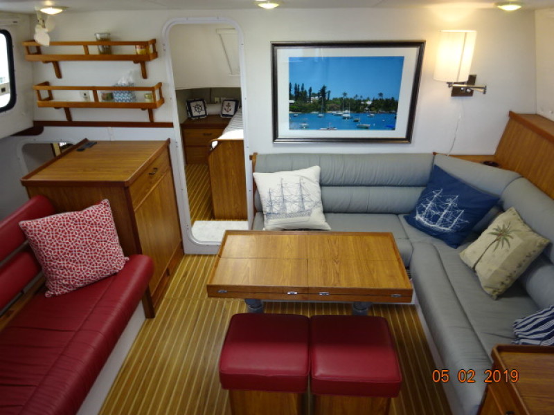 2004 Endeavour 44 trawler cat
