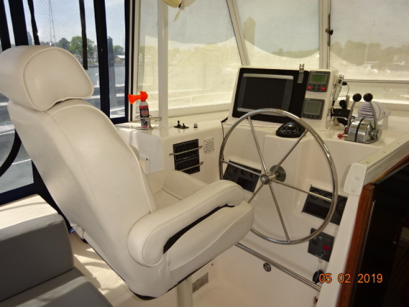 2004 Endeavour 44 trawler cat