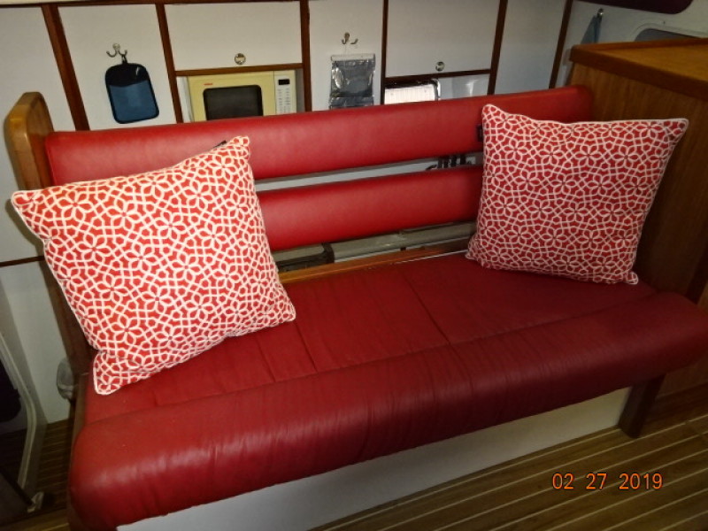 2004 Endeavour 44 trawler cat
