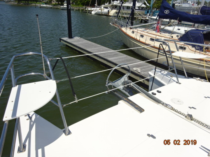 2004 Endeavour 44 trawler cat