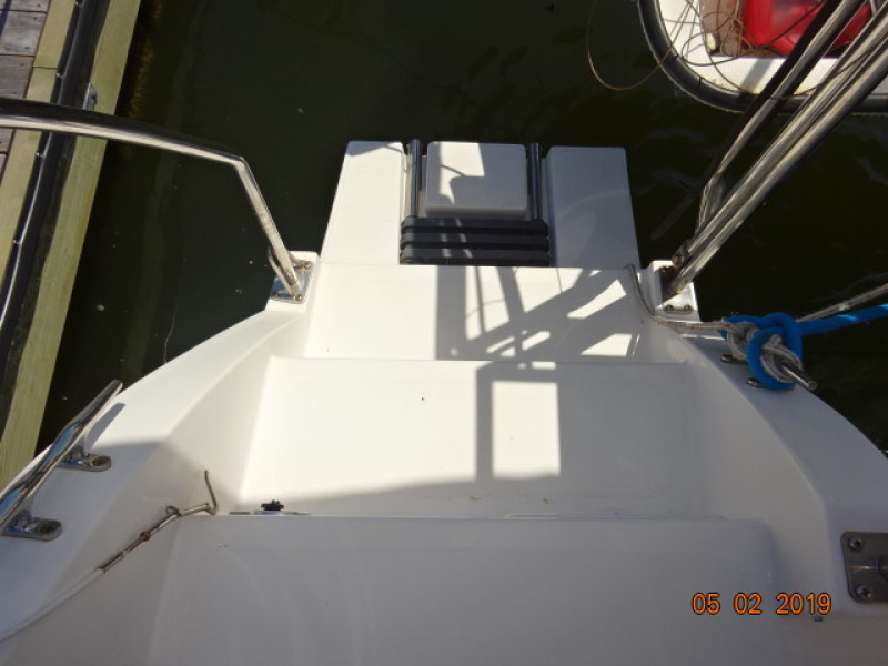 2004 Endeavour 44 trawler cat