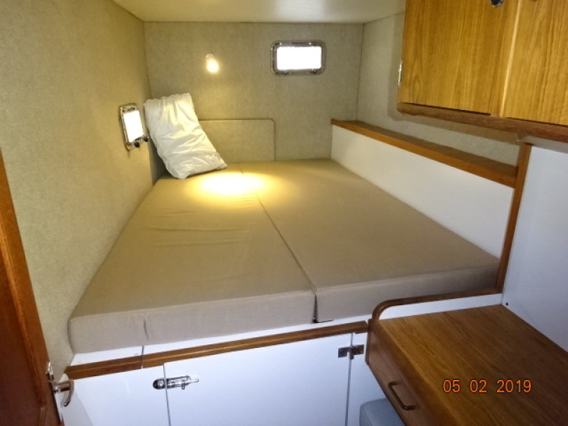 2004 Endeavour 44 trawler cat