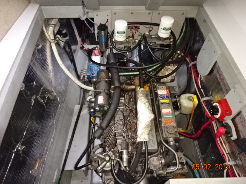 2004 Endeavour 44 trawler cat