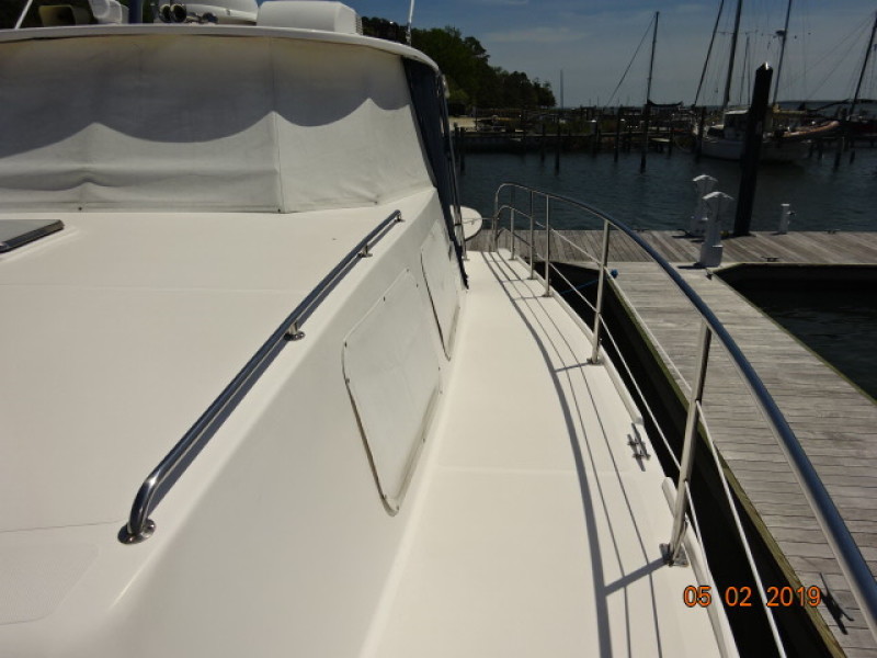 2004 Endeavour 44 trawler cat