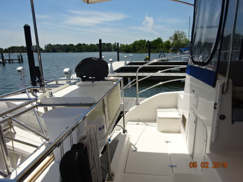 2004 Endeavour 44 trawler cat