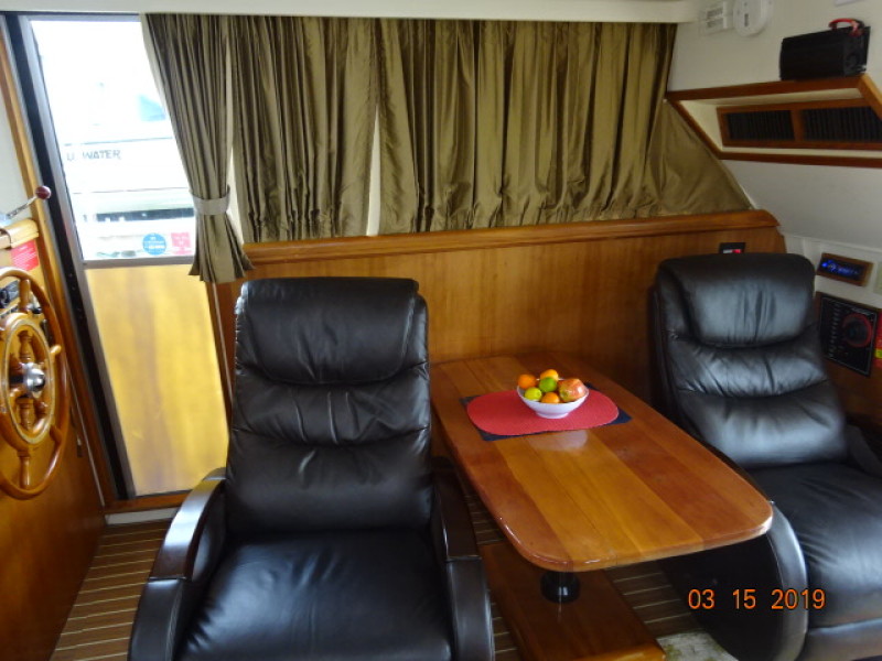 2004 Mainship Trawler