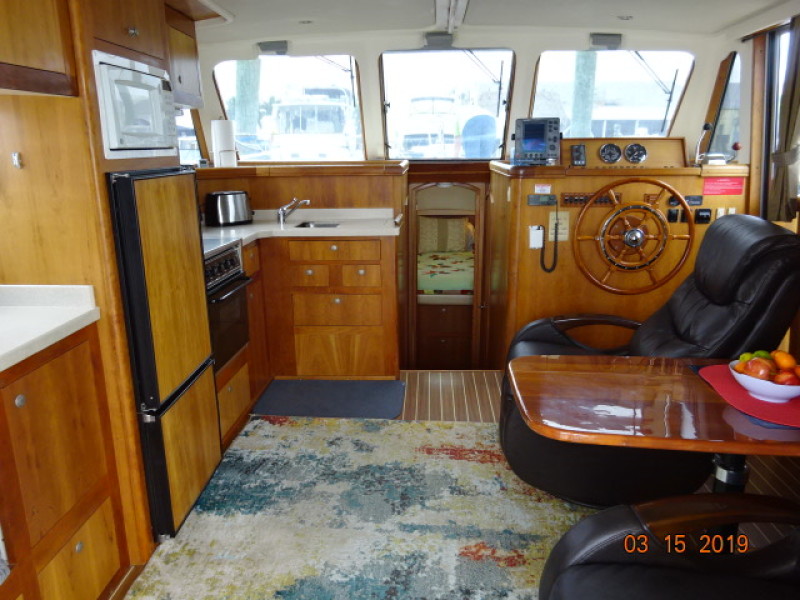 2004 Mainship Trawler