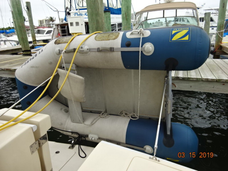 2004 Mainship Trawler
