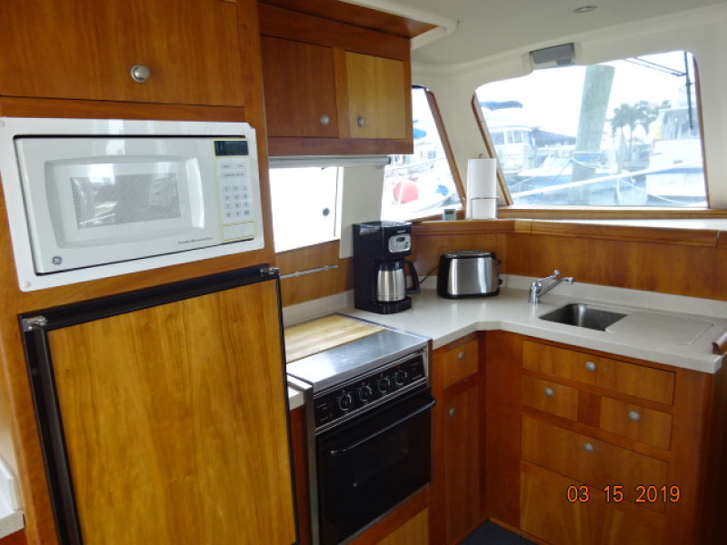 2004 Mainship Trawler