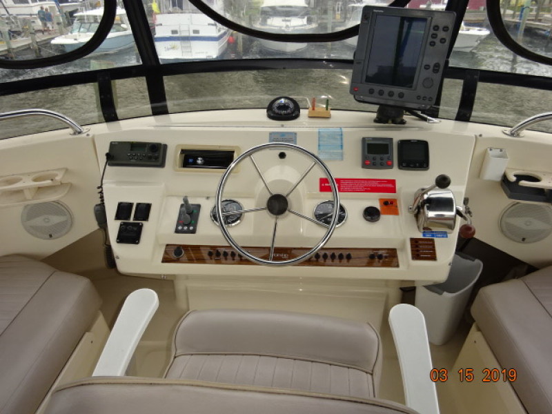 2004 Mainship Trawler