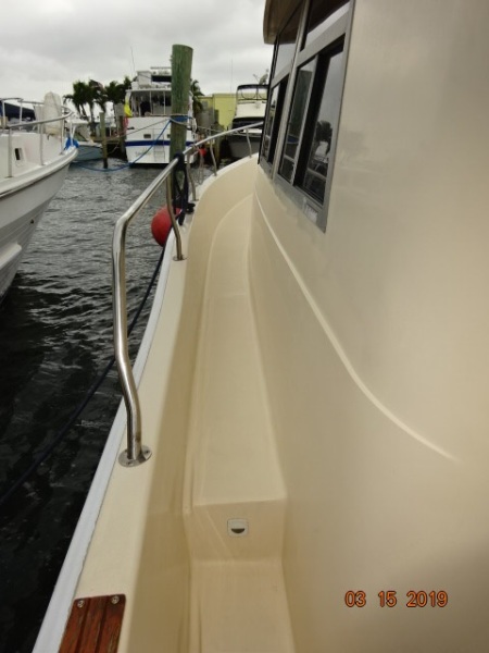 2004 Mainship Trawler