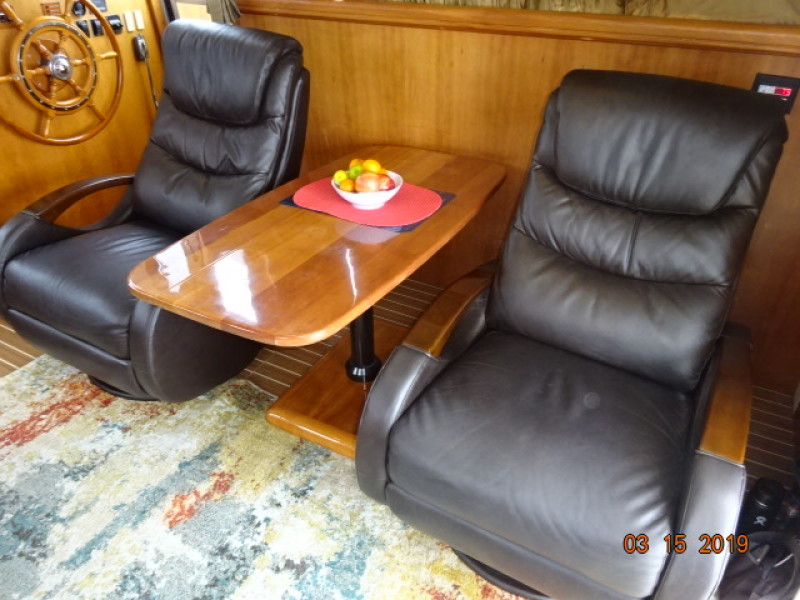 2004 Mainship Trawler