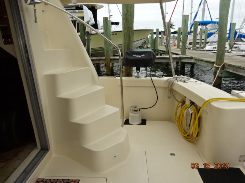 2004 Mainship Trawler