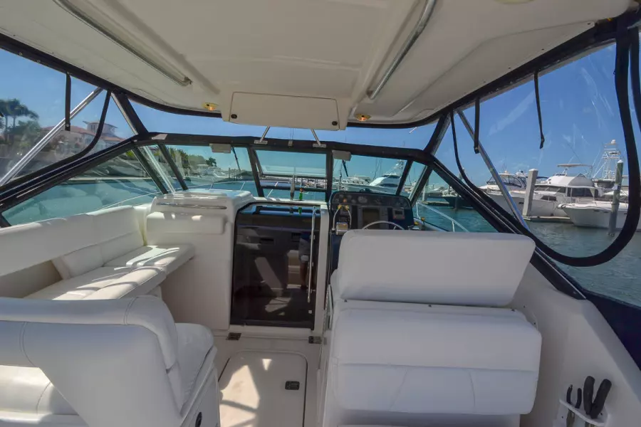 2003 Tiara Yachts 3100 Open