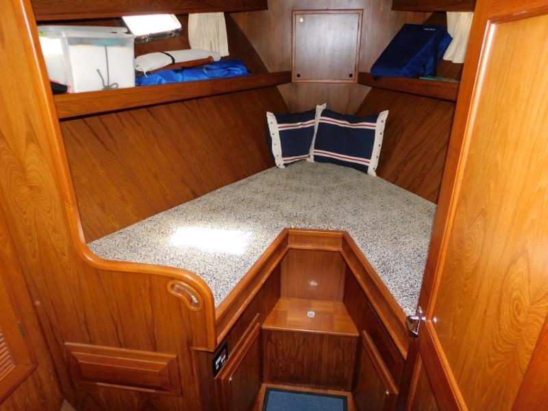 2005 DeFever Cockpit motor yacht