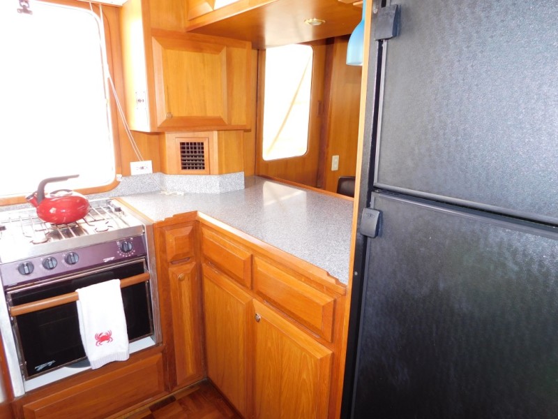 2005 DeFever Cockpit motor yacht