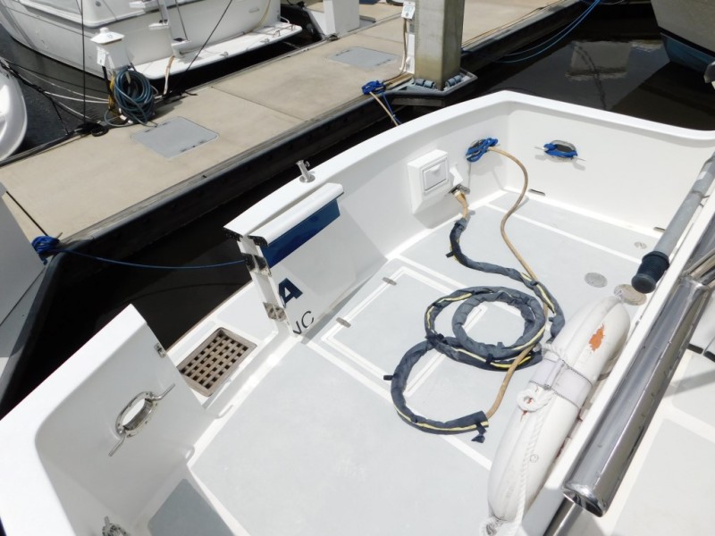 2005 DeFever Cockpit motor yacht