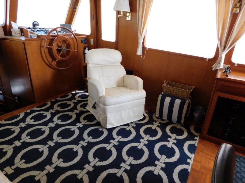 2005 DeFever Cockpit motor yacht