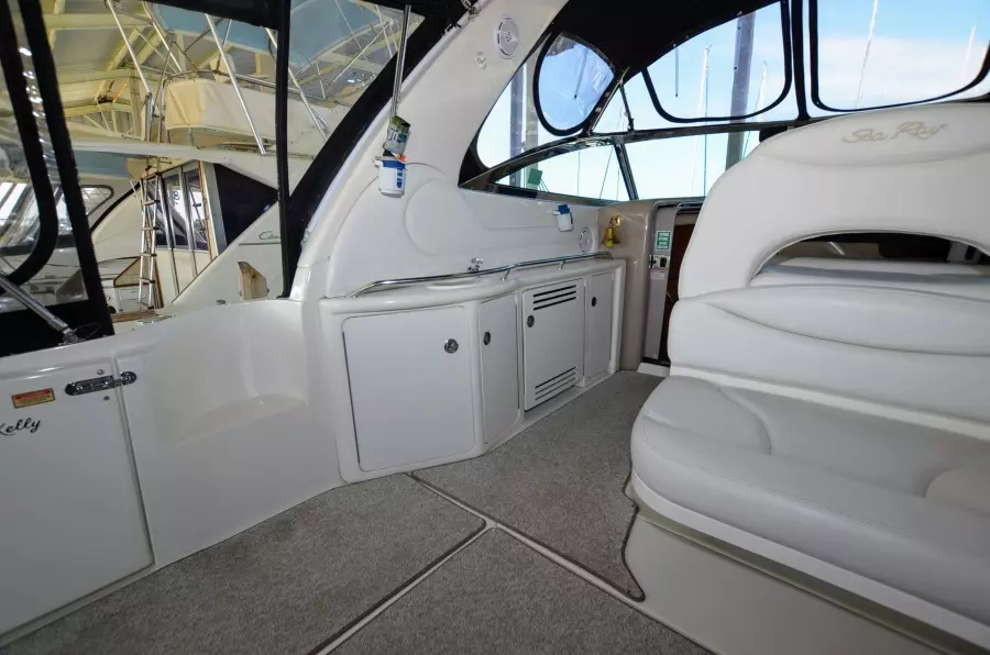 2002 Sea Ray 38 Sundancer